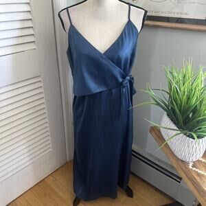 Evidnt Los Angeles Slip Dress Medium Blue Satin Wrap V-Neck Midi Minimalist Glam